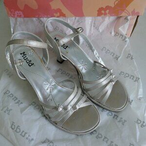 Mudd silver satin strappy dressy heels size 6